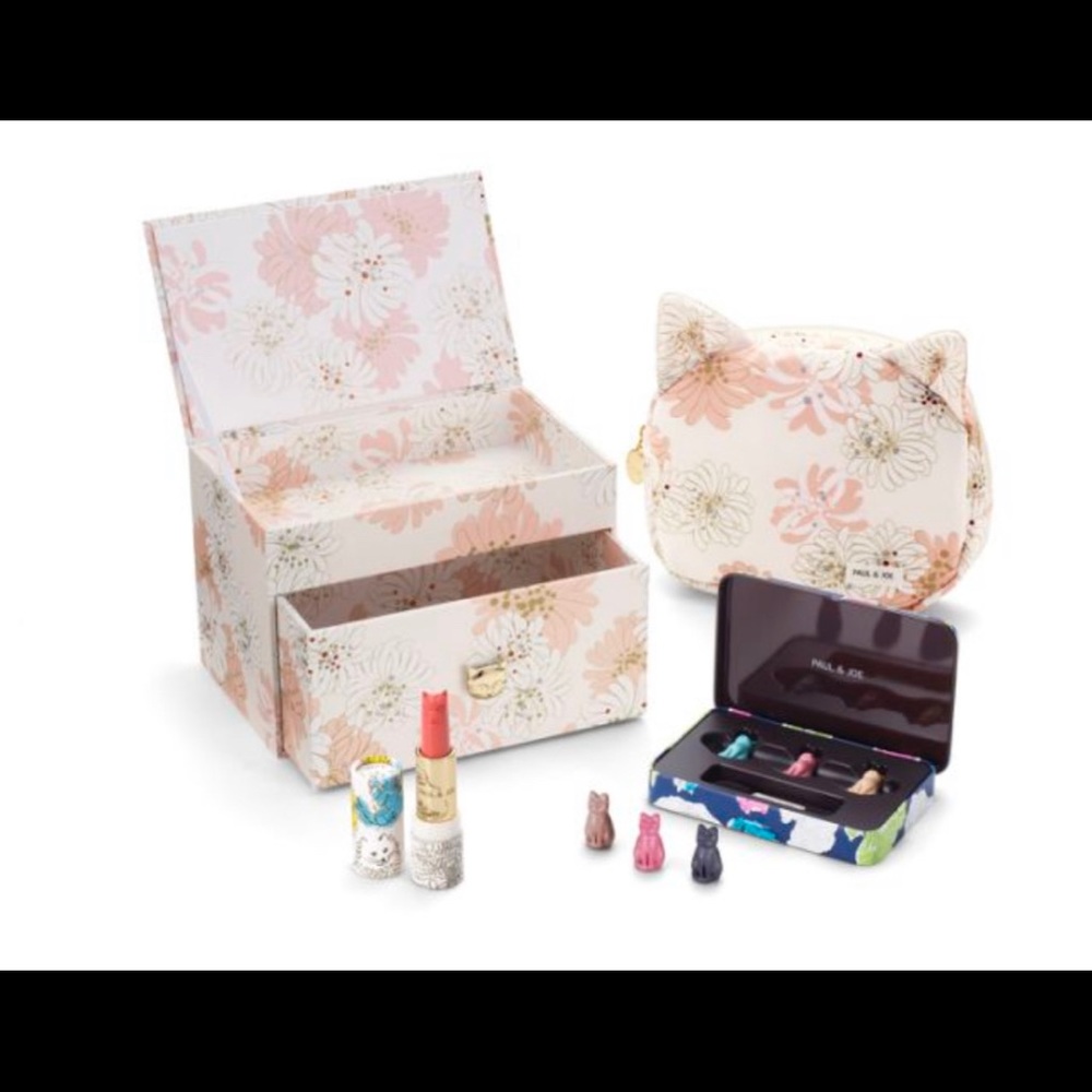 Paul & Joe 15th Anniversary cat set